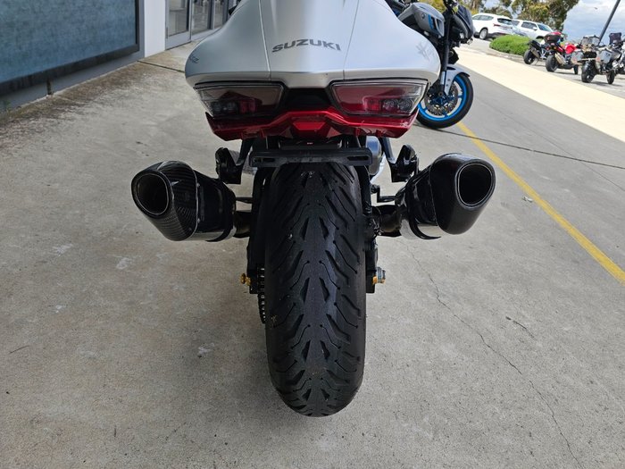 2021 Suzuki GSX1300RR (HAYABUSA) Silver