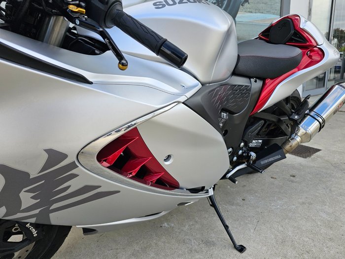 2021 Suzuki GSX1300RR (HAYABUSA) Silver