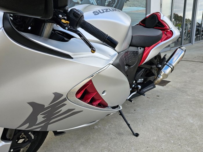 2021 Suzuki GSX1300RR (HAYABUSA) Silver