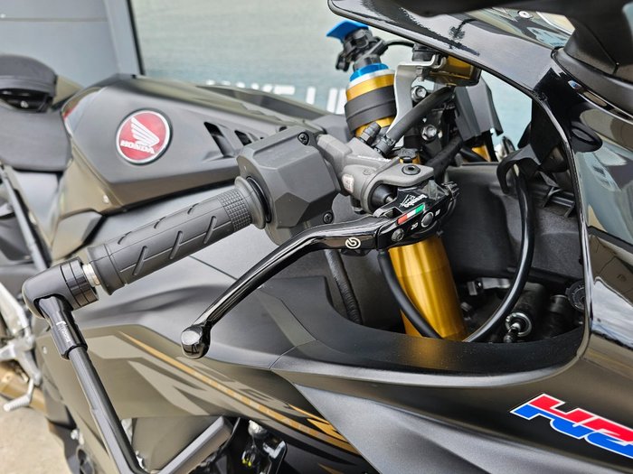 2022 Honda CBR1000RR-R SP (FIREBLADE) ABS Black