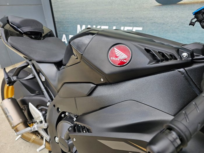 2022 Honda CBR1000RR-R SP (FIREBLADE) ABS Black