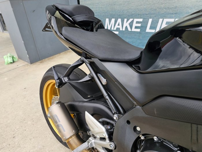 2022 Honda CBR1000RR-R SP (FIREBLADE) ABS Black