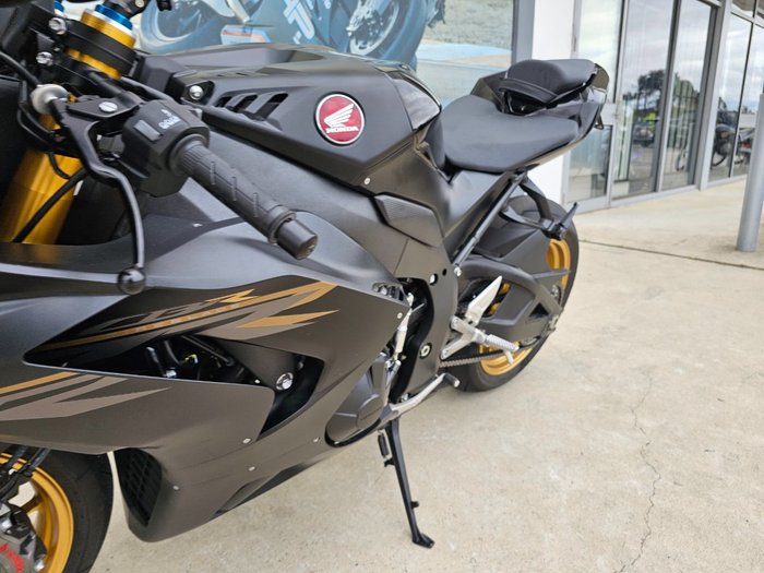 2022 Honda CBR1000RR-R SP (FIREBLADE) ABS Black