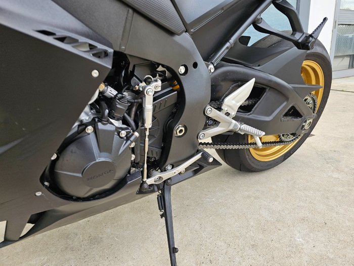 2022 Honda CBR1000RR-R SP (FIREBLADE) ABS Black