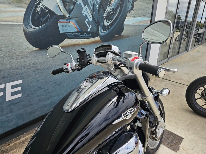 2009 Suzuki VZR 1800 BOULEVARD (M109R) Black