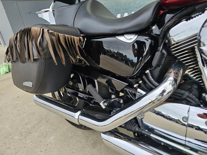 2015 HARLEY-DAVIDSON XL1200C 1200 CUSTOM Red