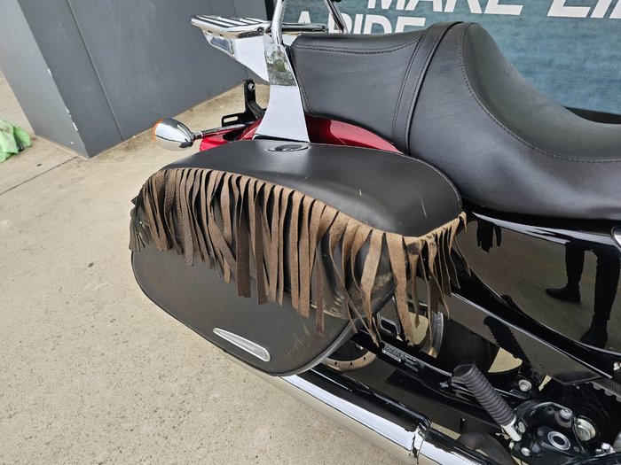 2015 HARLEY-DAVIDSON XL1200C 1200 CUSTOM Red