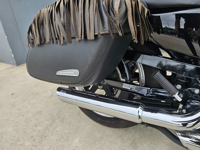 2015 HARLEY-DAVIDSON XL1200C 1200 CUSTOM Red