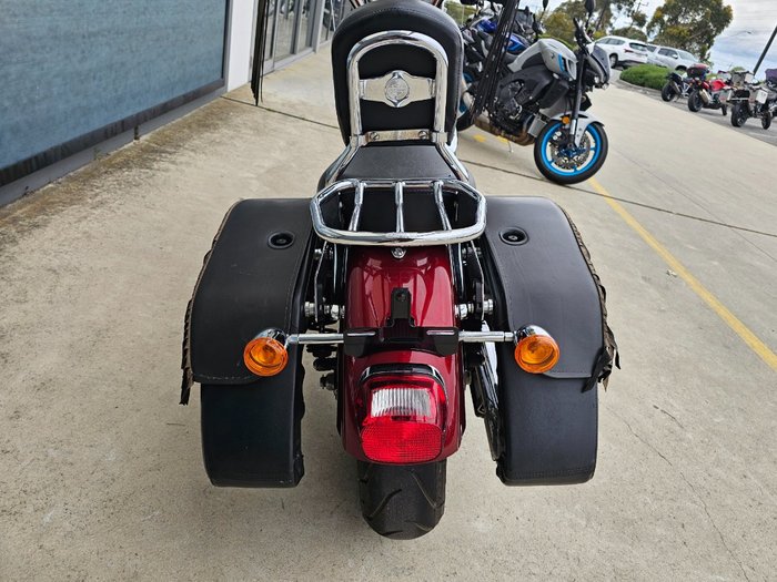 2015 HARLEY-DAVIDSON XL1200C 1200 CUSTOM Red