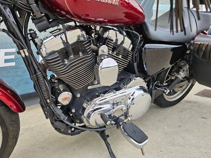 2015 HARLEY-DAVIDSON XL1200C 1200 CUSTOM Red