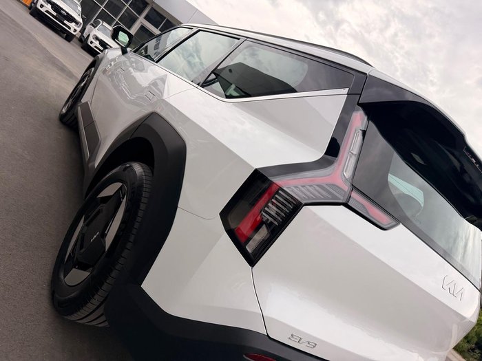 2025 Kia EV9 Air