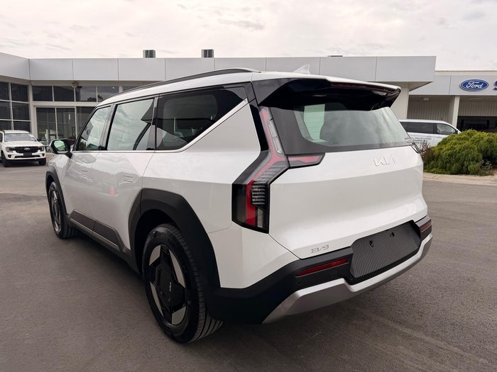 2025 Kia EV9 Air