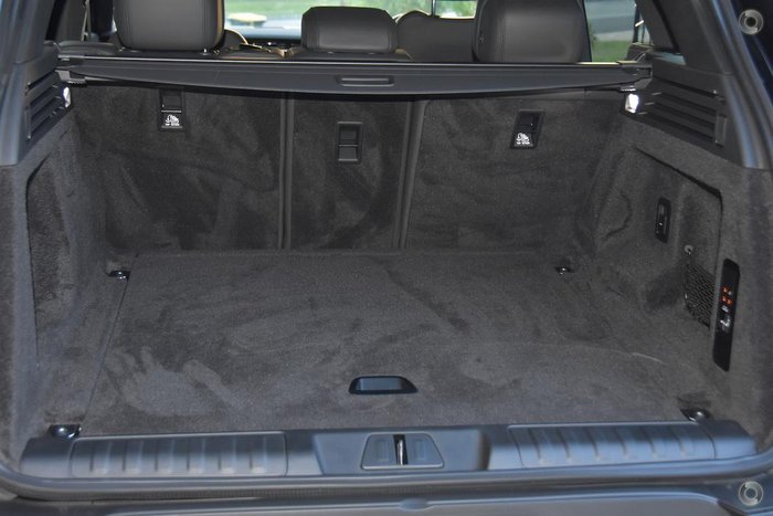 2023 Land Rover Range Rover Sport D250 SE L461 MY23 AWD Eiger Grey