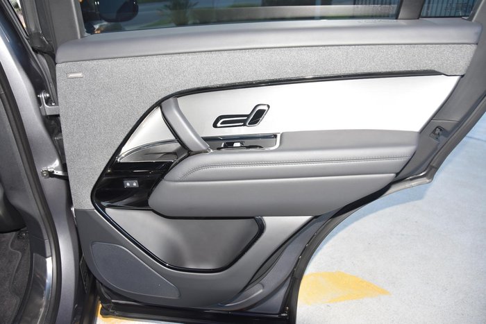 2023 Land Rover Range Rover Sport D250 SE L461 MY23 AWD Eiger Grey