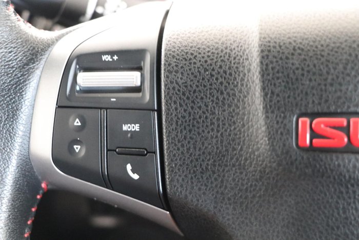 2017 Isuzu D-MAX X-RUNNER