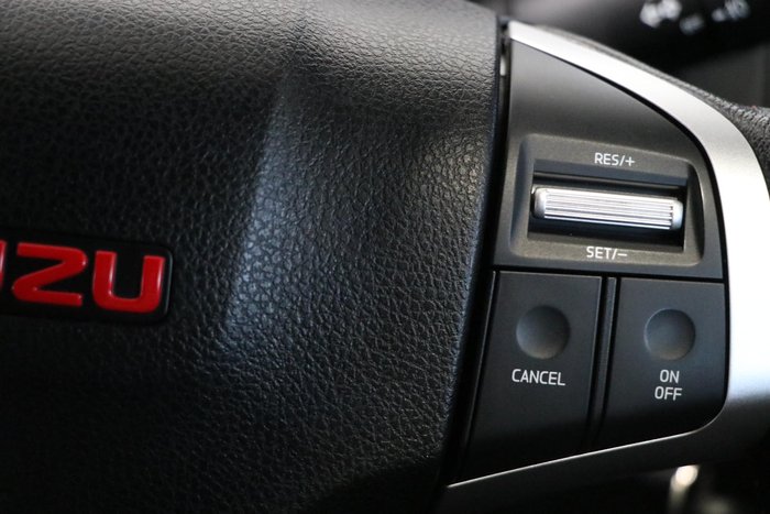 2017 Isuzu D-MAX X-RUNNER