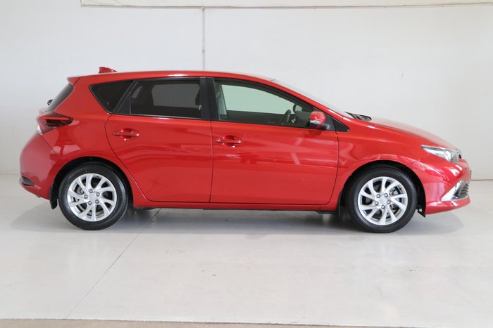 2016 Toyota Corolla Ascent Sport