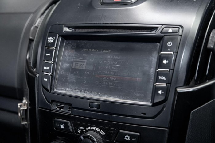 2020 Isuzu D-MAX SX MY19 4X4 Dual Range Splash White