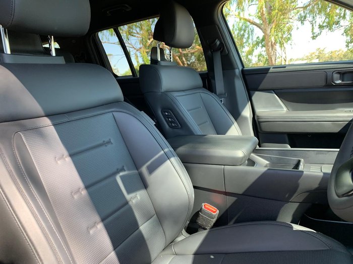 2025 Hyundai Santa Fe Hybrid Calligraphy