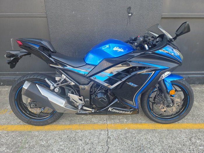 2015 Kawasaki NINJA 300 SE ABS BLUE