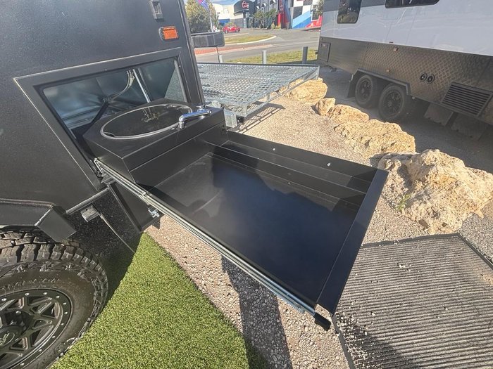 2025 Royal Flair Raptor