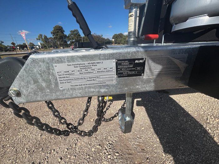 2025 Royal Flair Raptor