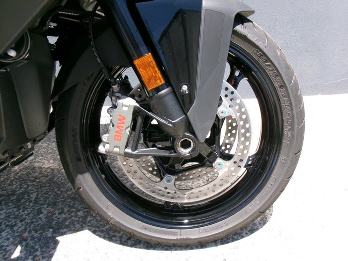 2026 BMW Motorrad R 1300 RT TRIPLE BLACK BLACK STORM METALLIC