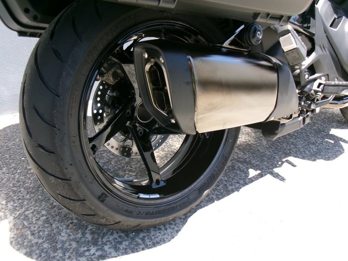 2026 BMW Motorrad R 1300 RT TRIPLE BLACK BLACK STORM METALLIC