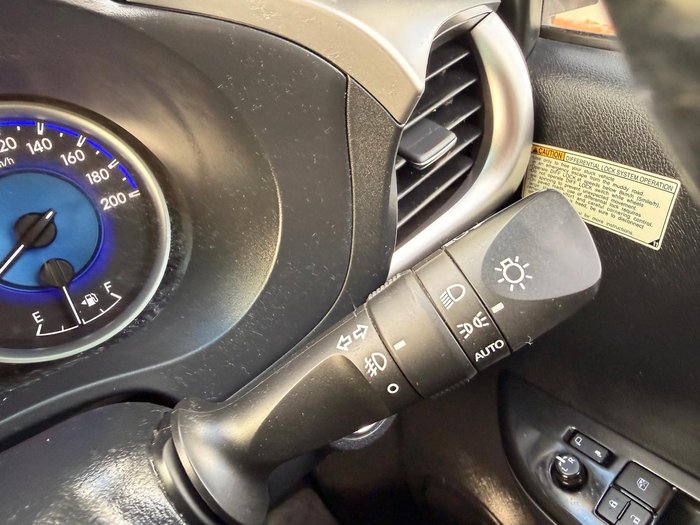 2017 Toyota Hilux SR5