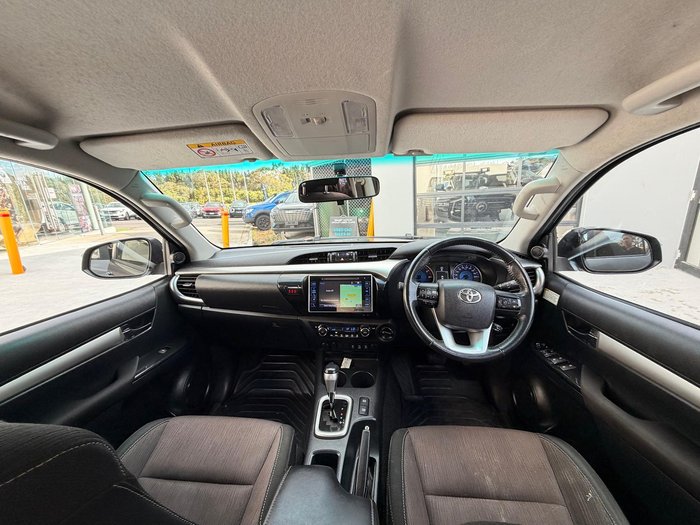 2017 Toyota Hilux SR5