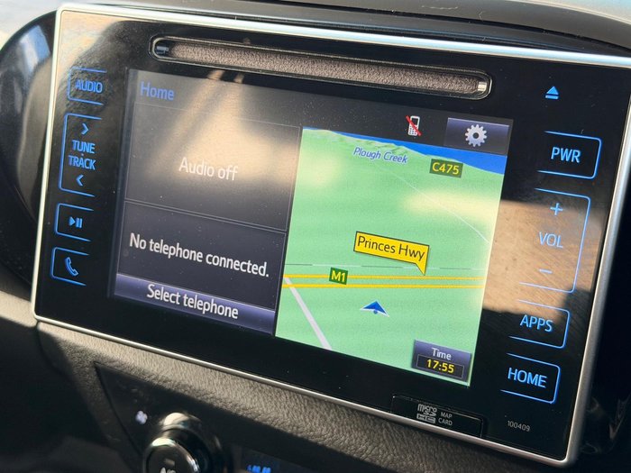 2017 Toyota Hilux SR5