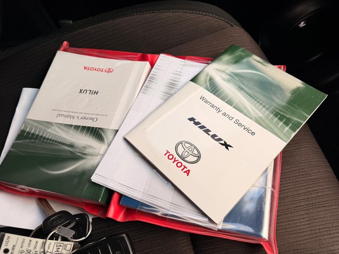 2017 Toyota Hilux SR5