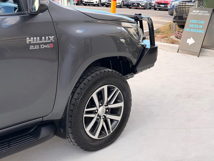 2017 Toyota Hilux SR5