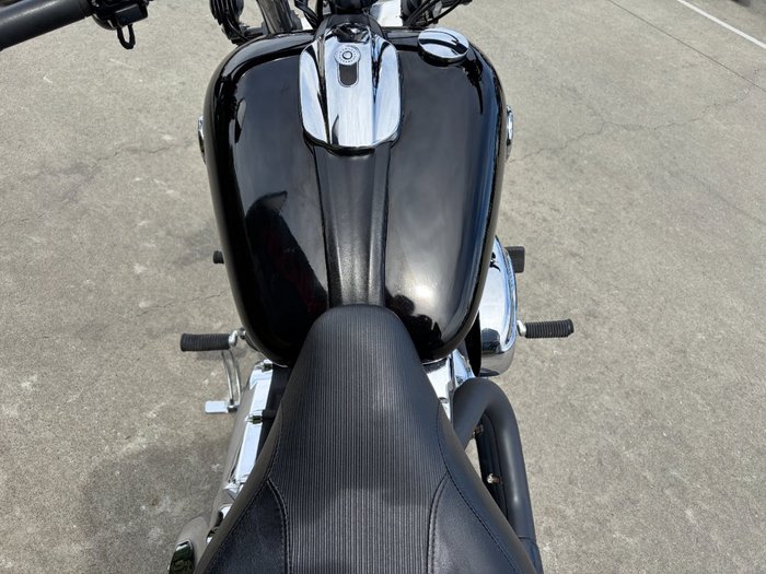 2014 HARLEY-DAVIDSON BREAKOUT Orange