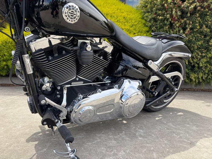 2014 HARLEY-DAVIDSON BREAKOUT Orange