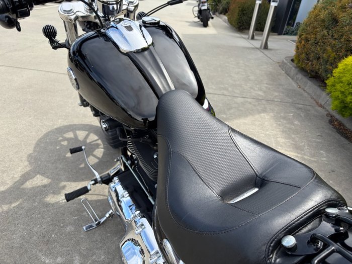 2014 HARLEY-DAVIDSON BREAKOUT Orange