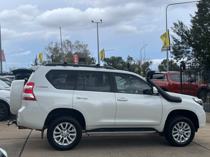 2017 Toyota Landcruiser Prado VX