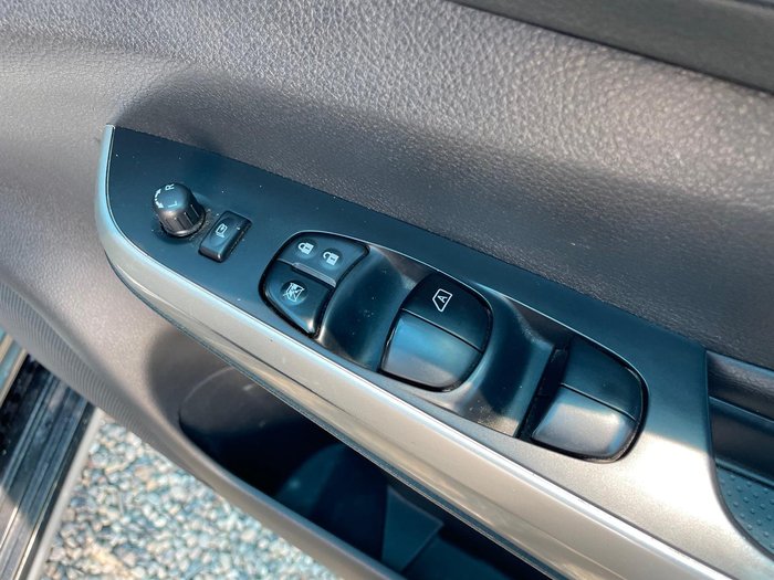 2016 Nissan Navara ST-X