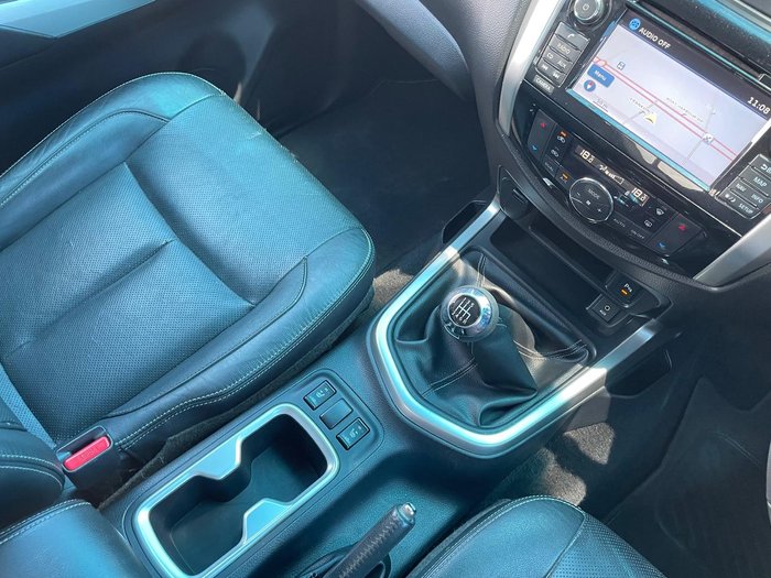 2016 Nissan Navara ST-X