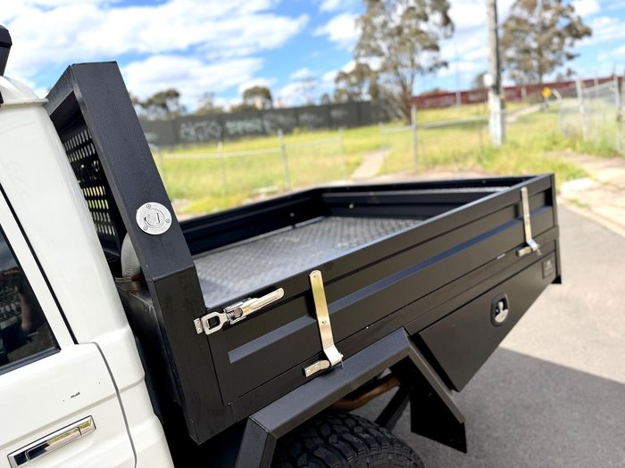 2018 Toyota Landcruiser Workmate VDJ79R 4X4 Dual Range French Vanilla