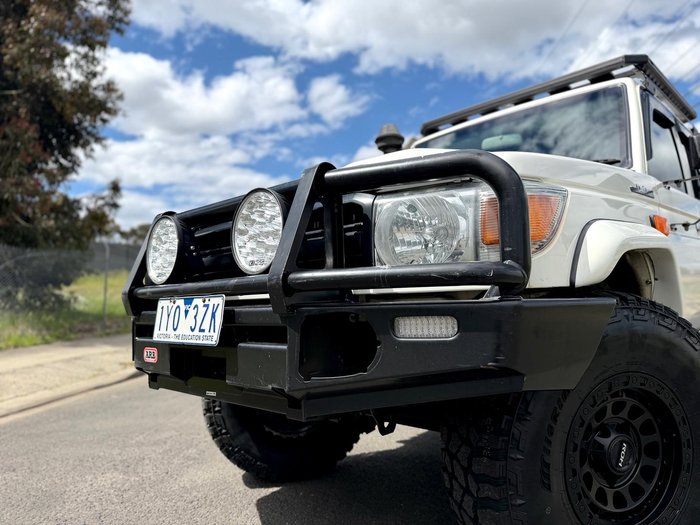 2018 Toyota Landcruiser Workmate VDJ79R 4X4 Dual Range French Vanilla