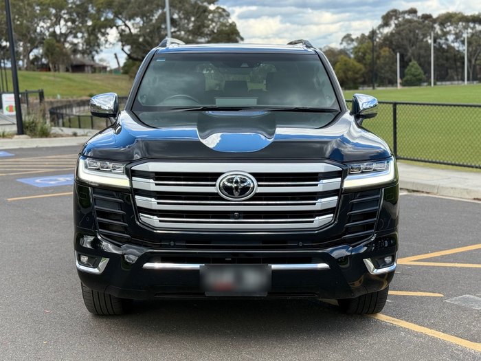 2024 Toyota Landcruiser Sahara ZX