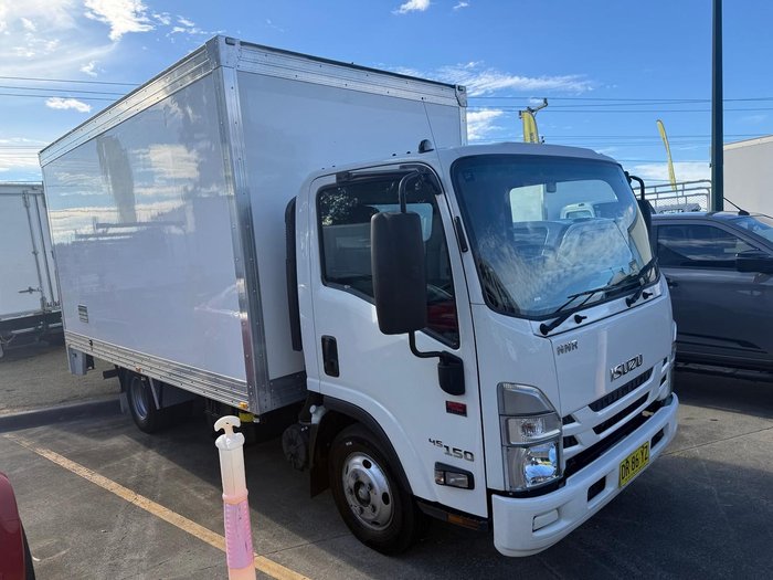 2023 Isuzu N Series NNR 45-150 Vanpack