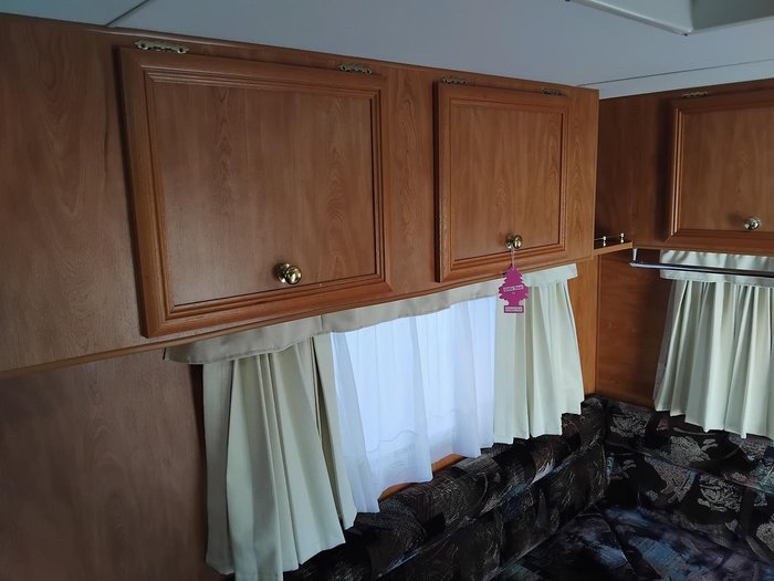 2006 Compass 19Ft Couples Van With Large Rear Lounge