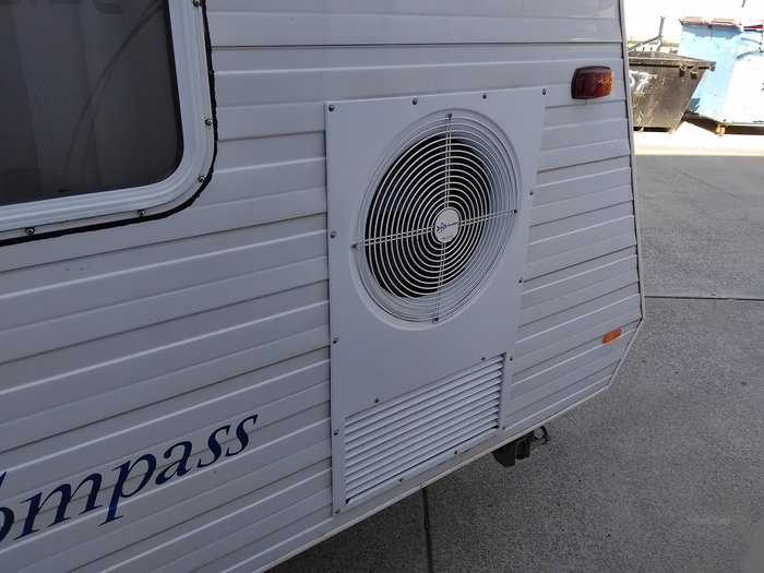 2006 Compass 19Ft Couples Van With Large Rear Lounge