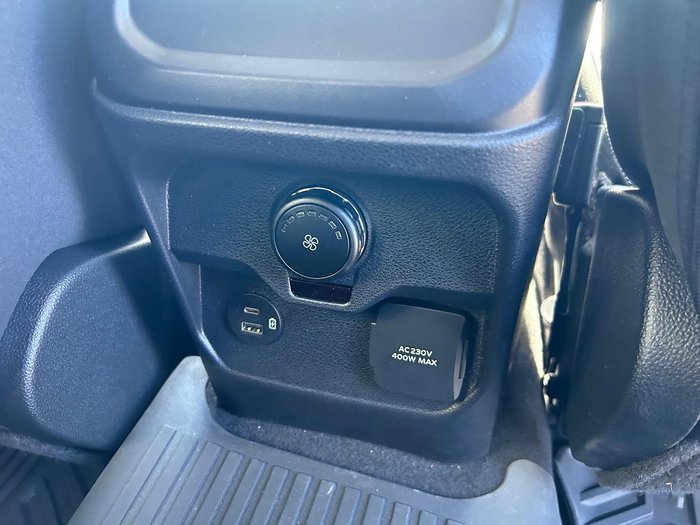 2024 Ford Everest Sport