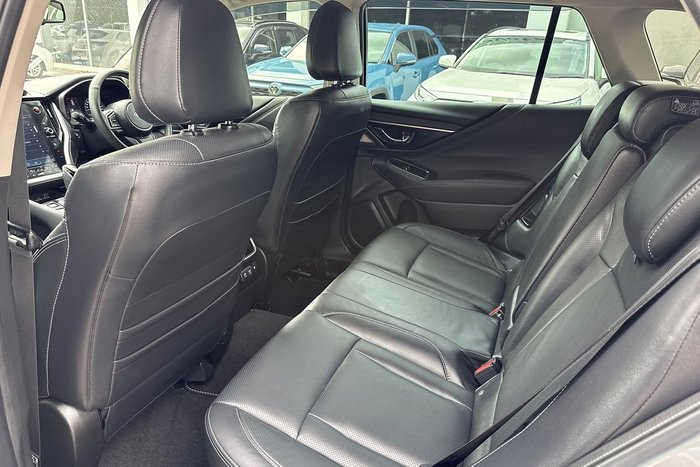 2022 Subaru Outback AWD Touring