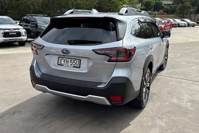 2022 Subaru Outback AWD Touring