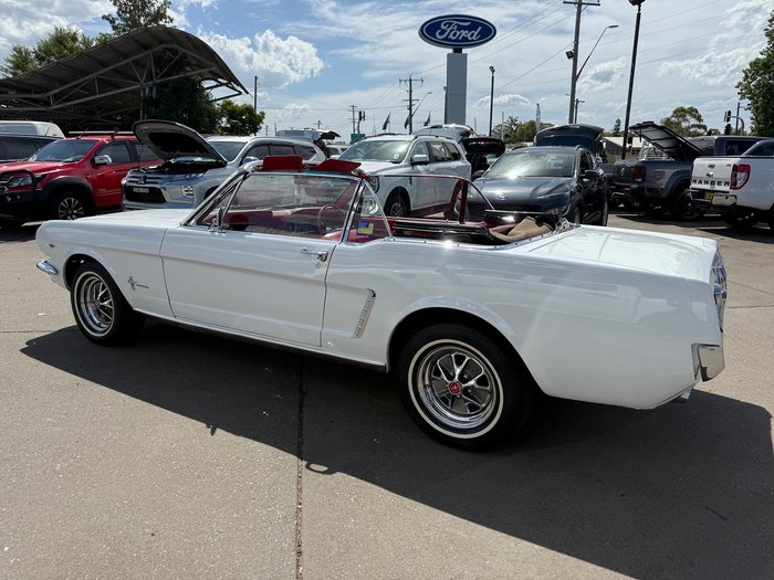 1965 Ford Mustang (No Series) Wimbledon White