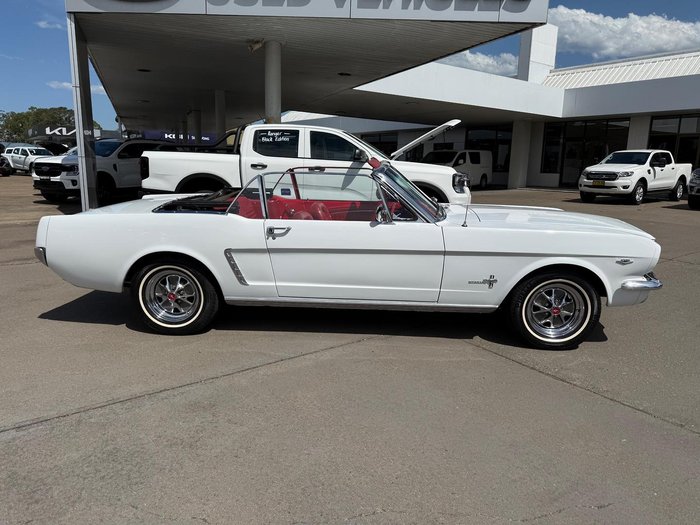 1965 Ford Mustang (No Series) Wimbledon White